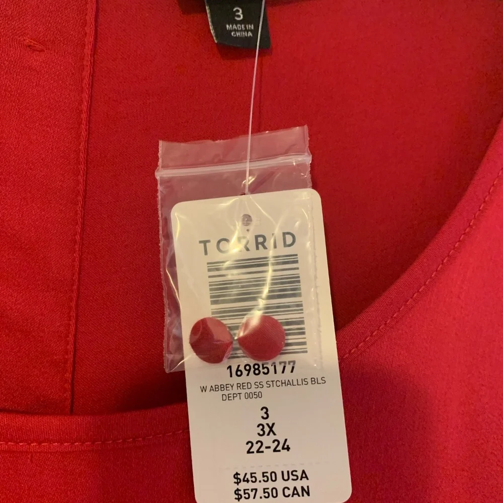 Torrid "Abby" Red Challis Blouse, 3x NWT - Picture 4 of 5